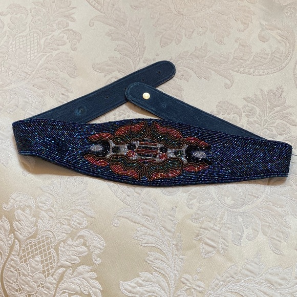 Vintage Leather and beaded belt - Picture 2 of 7